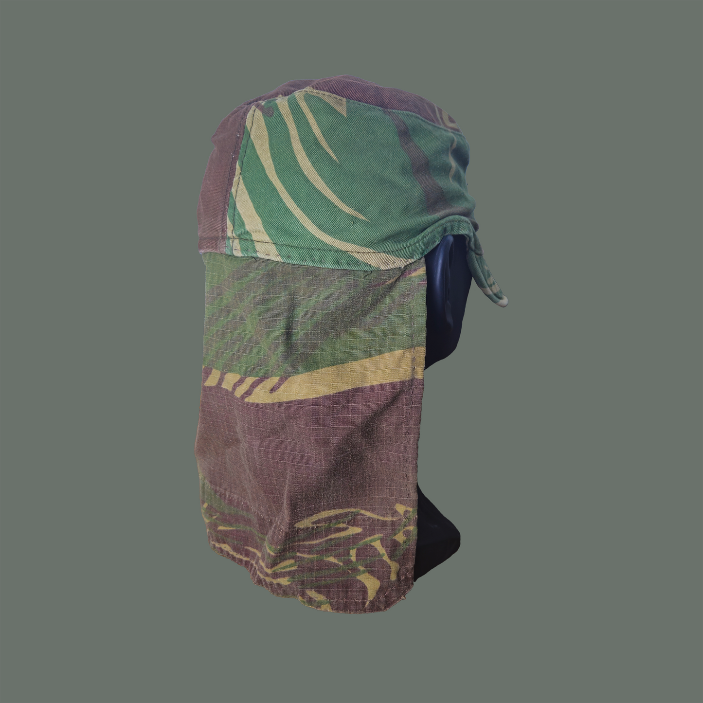 Rhodisan brushstroke bush cap